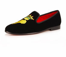 Men Embroidery African Map Loafers