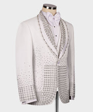 Men’s White Sliver Tuxedo