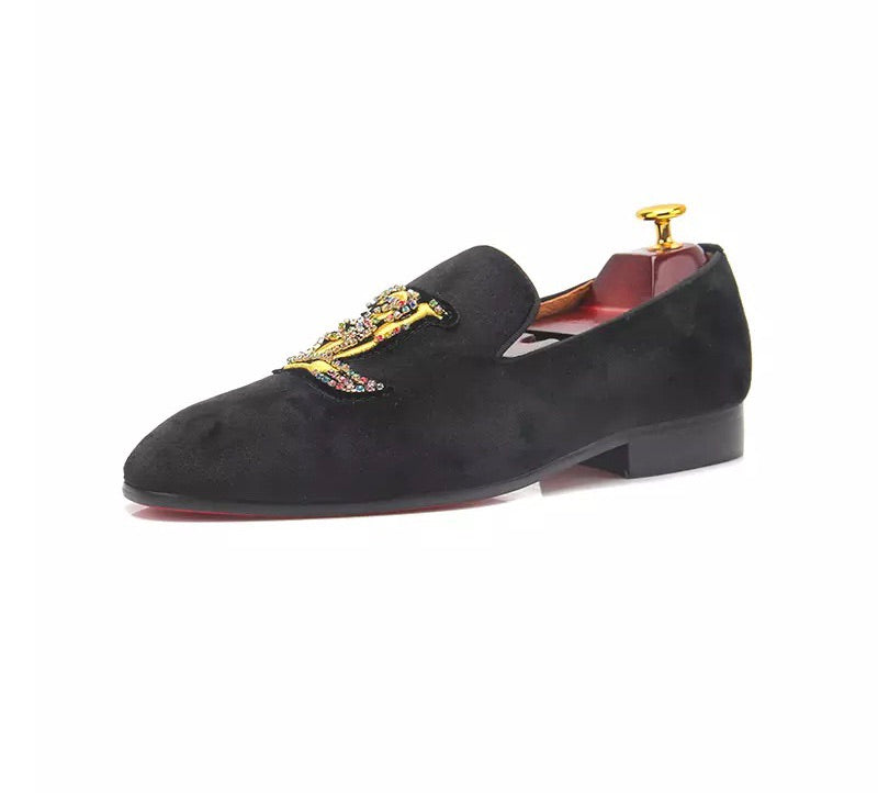 Men’s Embroidery Black Loafers