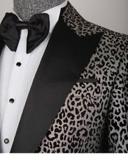 Men’s Leopard Print Tuxedo Gray-Black Tuxedo